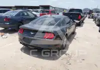 2020 Ford MUSTANG фото