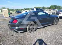 2020 Ford MUSTANG фото