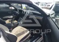 2020 Ford MUSTANG photo