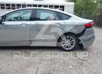 2020 Ford FUSION фото