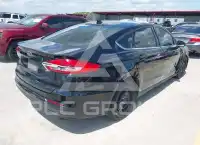2020 Ford FUSION фото
