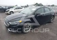 2020 Ford FUSION photo