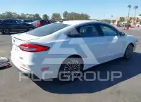 2020 Ford FUSION photo