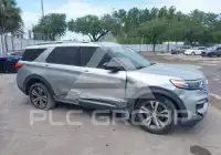 2020 Ford EXPLORER photo
