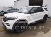2020 Ford EXPLORER photo
