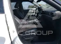 2020 Ford EXPLORER photo