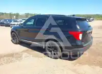2020 Ford EXPLORER photo