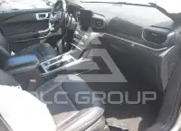 2020 Ford EXPLORER photo