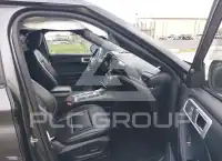 2020 Ford EXPLORER photo