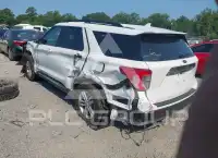 2020 Ford EXPLORER photo