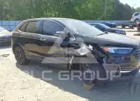 2020 Ford EDGE photo