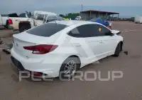 2020 Hyundai Elantra photo