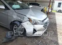 2020 Hyundai Elantra фото