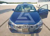 2020 Hyundai Elantra photo