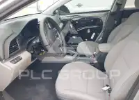 2020 Hyundai Elantra photo