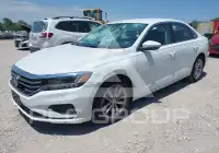 2020 Volkswagen Passat photo