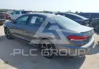 2020 Volkswagen Passat фото