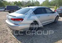 2020 Volkswagen Passat фото
