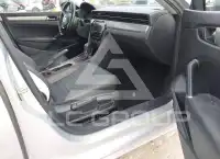 2020 Volkswagen Passat фото