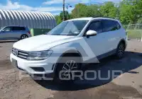 2020 Volkswagen Tiguan photo