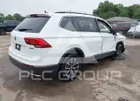 2020 Volkswagen Tiguan photo
