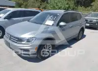 2020 Volkswagen Tiguan photo