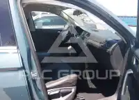 2020 Volkswagen Tiguan фото