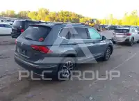 2020 Volkswagen Tiguan фото