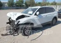 2020 Volkswagen Tiguan фото