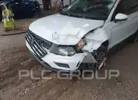 2020 Volkswagen Tiguan photo