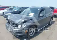 2020 Volkswagen Tiguan фото