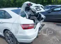 2020 Volkswagen Jetta фото