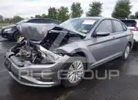 2020 Volkswagen Jetta фото