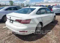 2020 Volkswagen Jetta photo