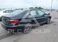 2020 Volkswagen Jetta photo