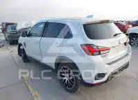 2021 Mitsubishi OUTLANDER photo