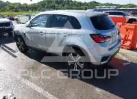 2021 Mitsubishi OUTLANDER photo
