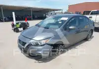 2021 Nissan VERSA photo