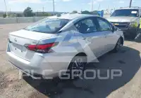 2021 Nissan VERSA фото