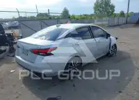 2021 Nissan VERSA фото