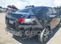 2021 Nissan VERSA photo
