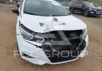 2021 Nissan VERSA фото