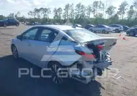 2021 Nissan VERSA фото