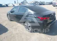 2021 Nissan VERSA фото