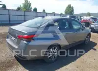 2021 Nissan VERSA фото