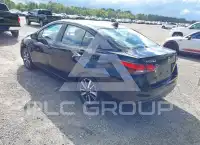 2021 Nissan VERSA photo