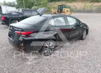 2021 Nissan VERSA photo
