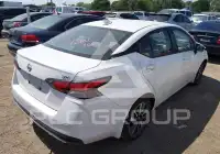 2021 Nissan VERSA фото