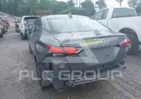 2021 Nissan VERSA фото