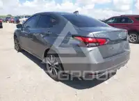 2021 Nissan VERSA photo
